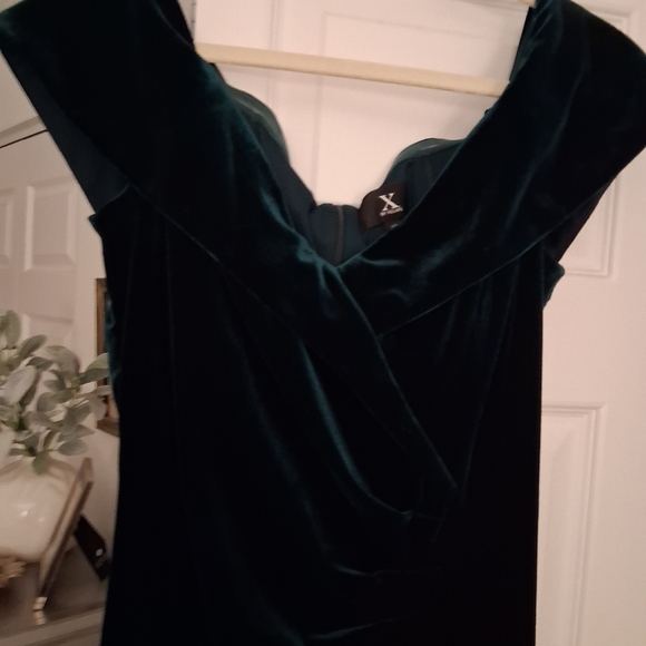 Xscape Strapless Dark Green Velvet Dress - Picture 2 of 6